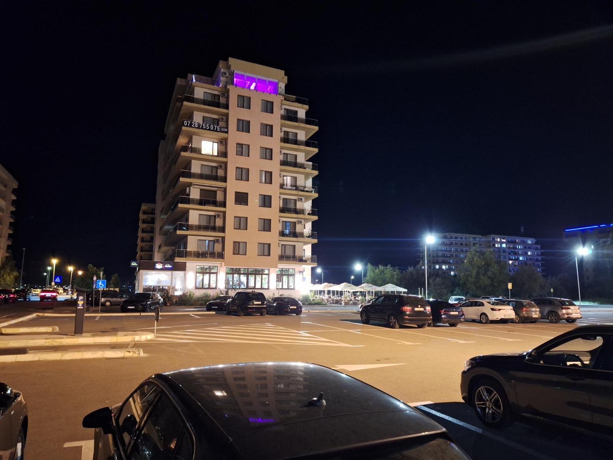 Elysse Sunrise Apartment Mamaia Exteriér fotografie