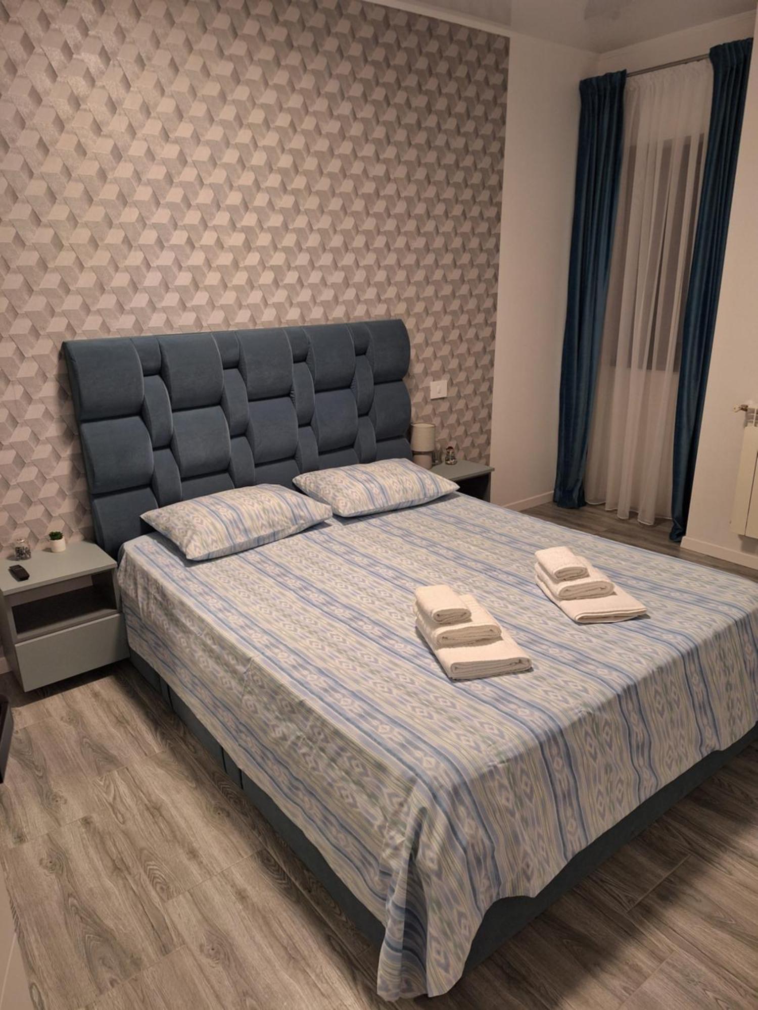 Elysse Sunrise Apartment Mamaia Exteriér fotografie